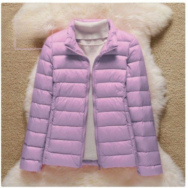 Leichte Damen Steppjacke mit Kapuze – Packbar und Wärmend für Herbst und Winter