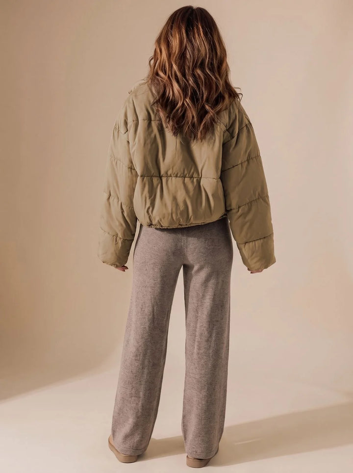 Annika | Damen Cropped Oversized Daunenjacke mit Reißverschluss 3
