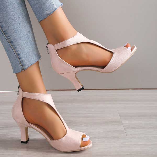 Bequeme Damen Sandaletten für den Sommer - Stilvoll und Funktional 4
