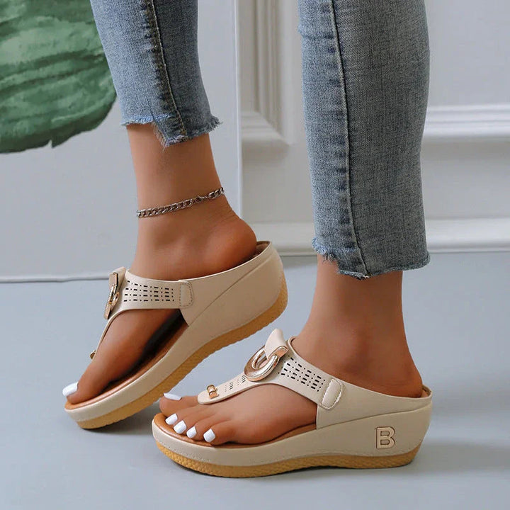 Bequeme Damensandalen für den Sommer – Orthopädische Sandalen für Frauen 4