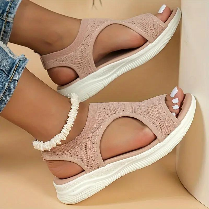 Bequeme Damensandalen für den Sommer – Stilvoll und vielseitig 1