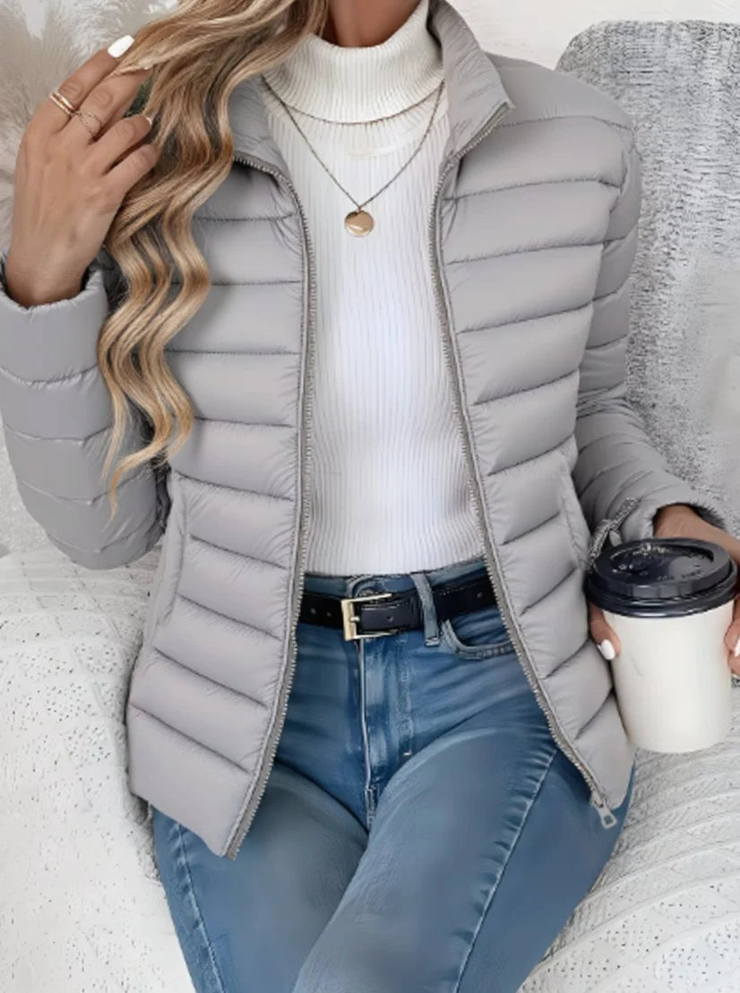 Charlotte | Damen Slim-Fit Steppjacke mit Stehkragen Leichte Winterjacke 4