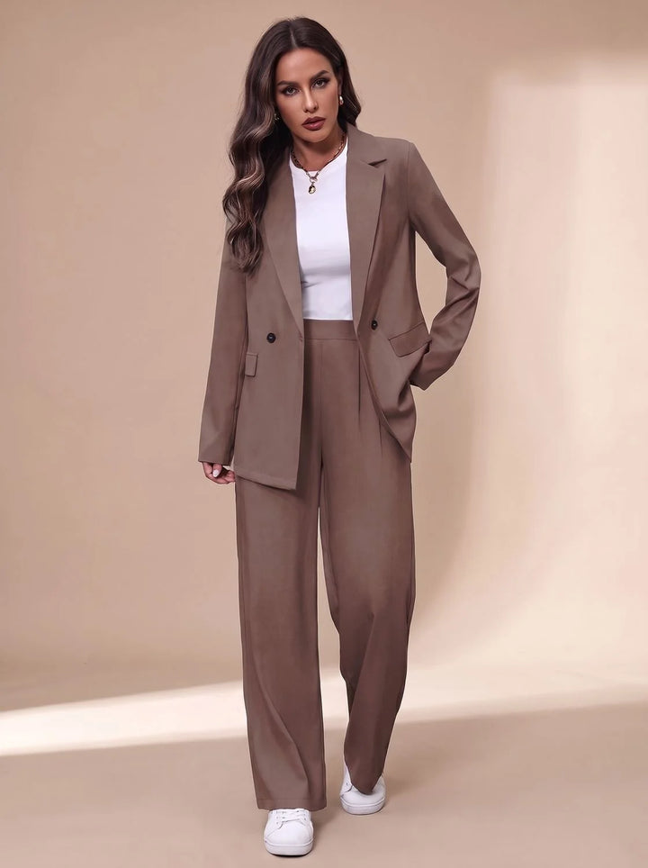 Clara | Damen Taillierter Zweireihiger Hosenanzug mit Weiter Hose, Burgundy 9