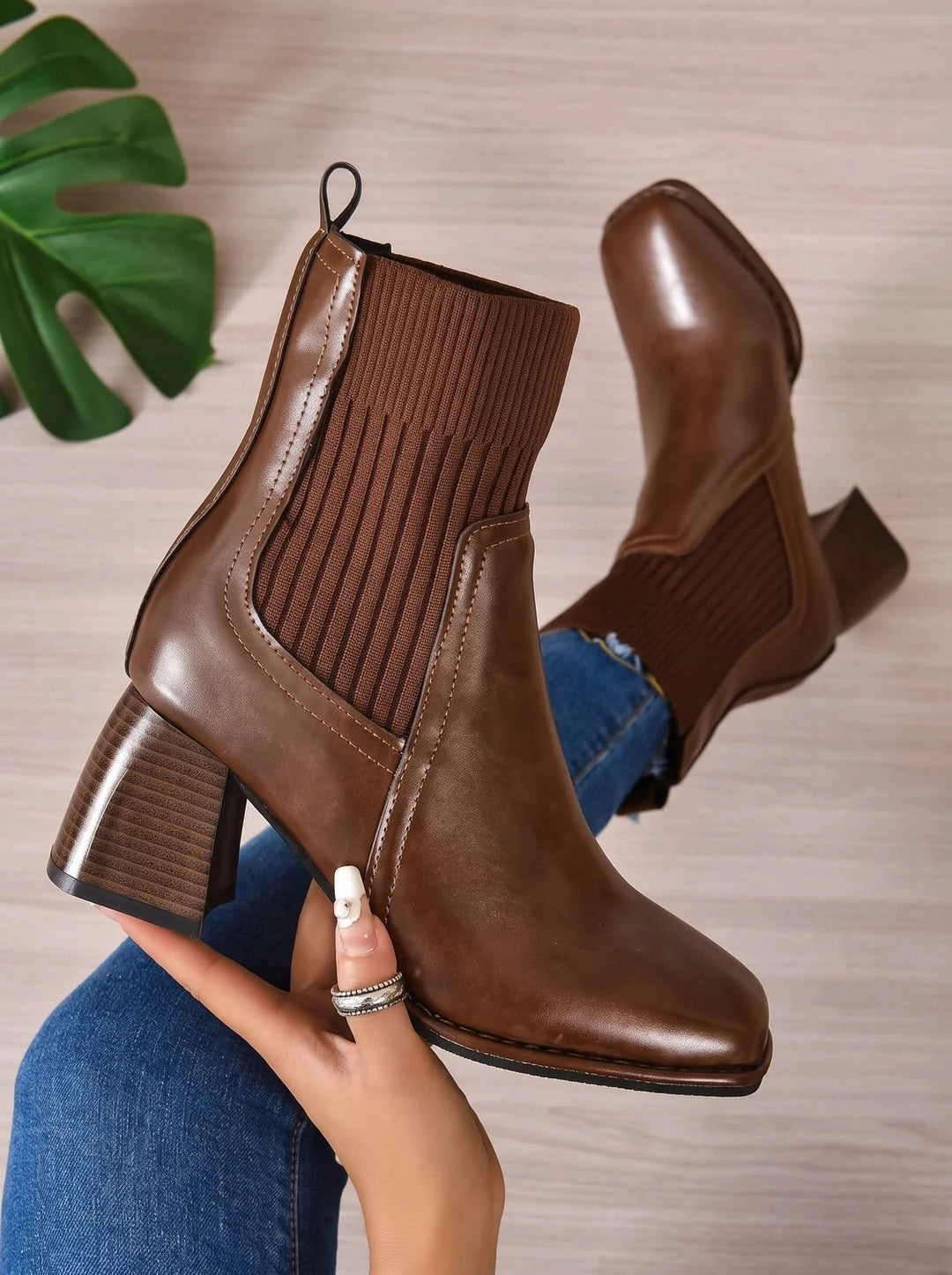 Damen Schlupf-Stiefeletten mit Orthopädischer Arch Support und Blockabsatz Braun 7