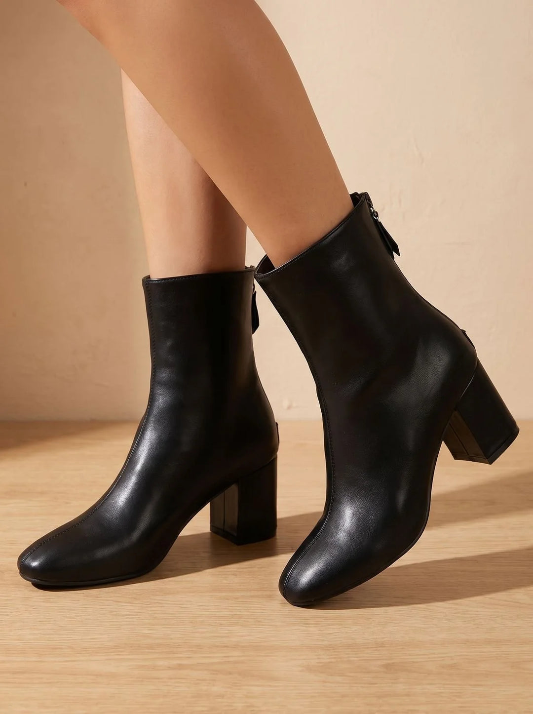 Damen Stiefeletten mit Blockabsatz und seitlichem Reißverschluss elegant und vielseitig 1