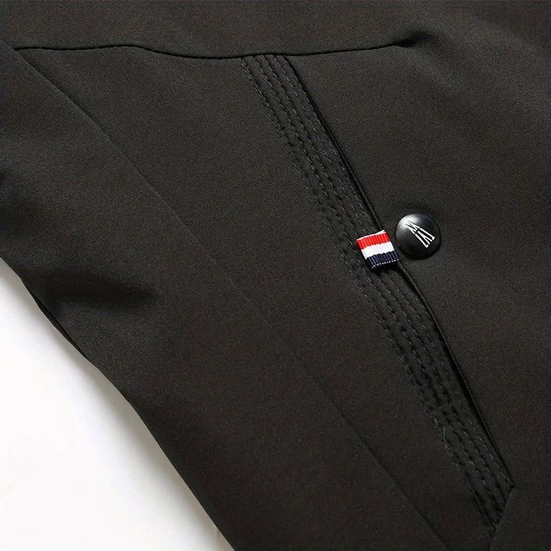 Die neue luxuriöse wasserdichte Kapuzenjacke 5