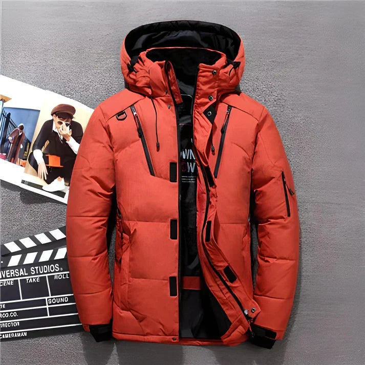 Drune | Luxuriöse Daunenjacke 0