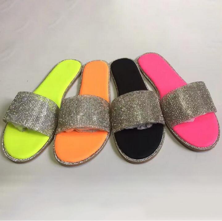 Elegante Damen-Flip-Flops für den Sommer – Stilvoll und Bequem 4