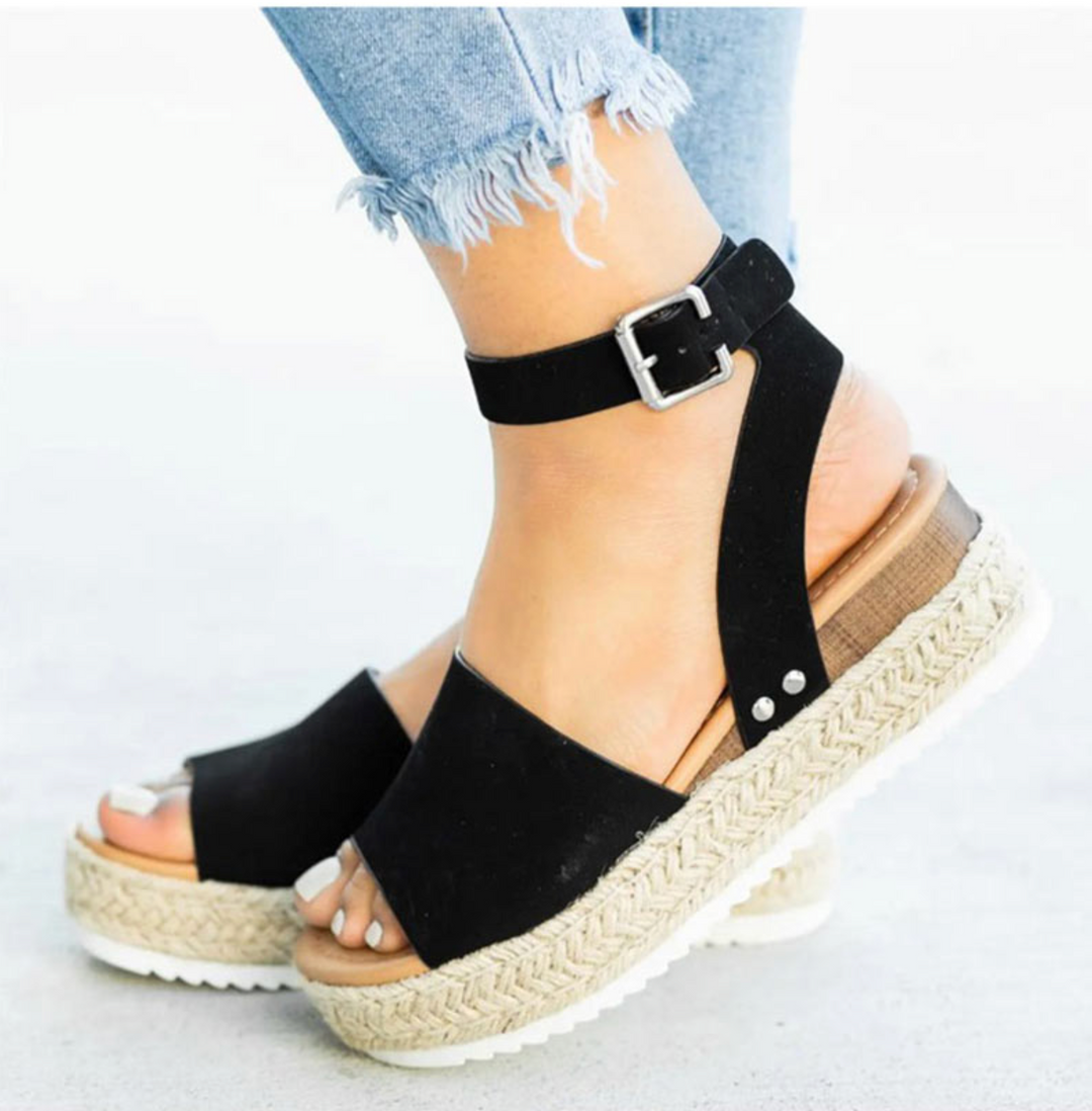 Elegante Keilsandaletten für Damen – Stilvolle Sandalen für jeden Anlass 8