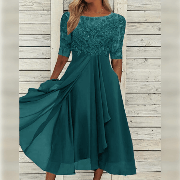 Elegantes Abendkleid mit Spitzendetails und 3/4-Ärmeln für besondere Anlässe 4