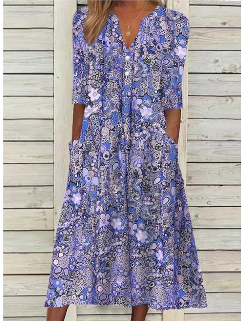 Elegantes Damen Sommerkleid mit V-Ausschnitt für warme Tage 1