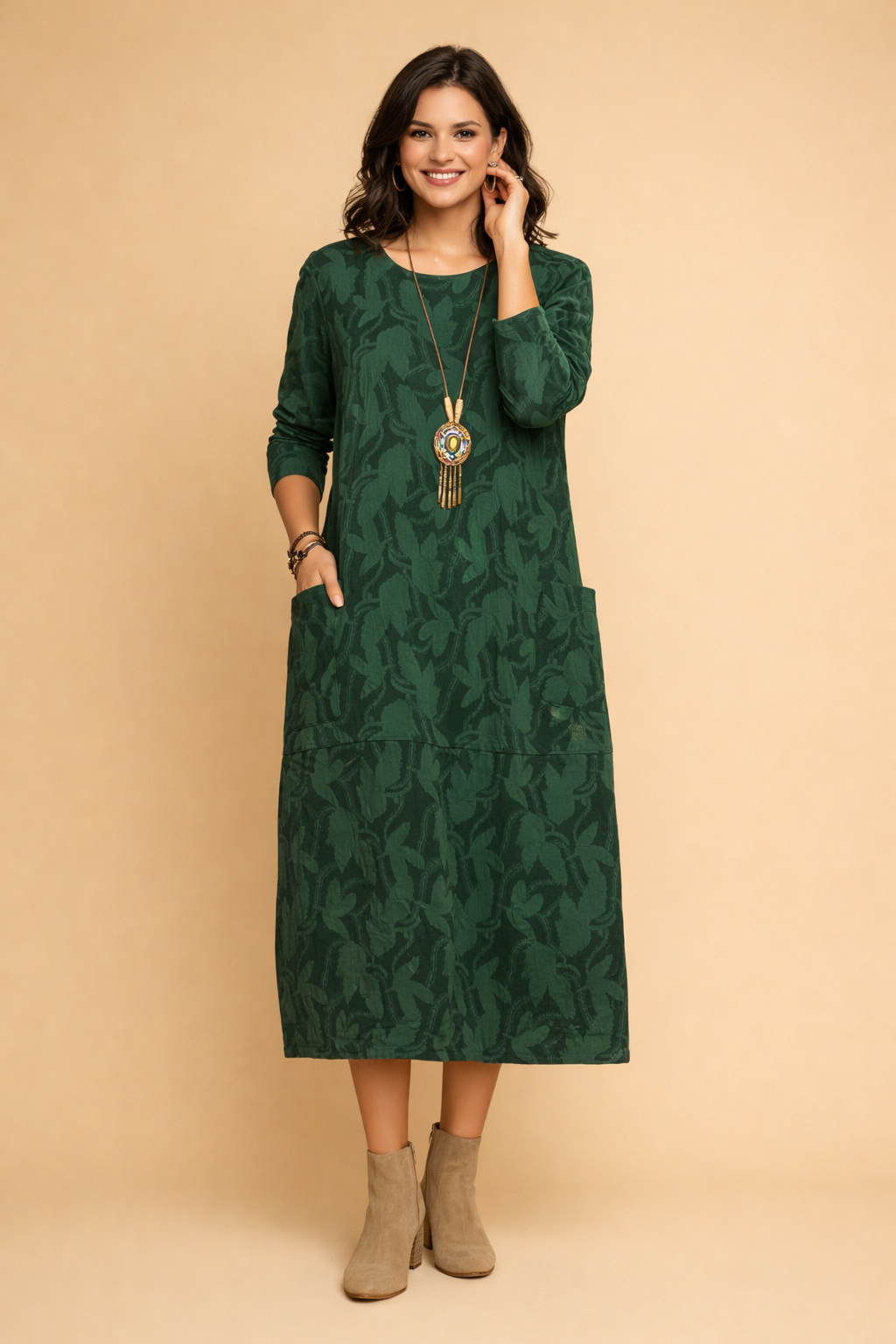Elegantes Damenkleid für den Winter mit Taschen - Vielseitige Kleider für kalte Tage 0