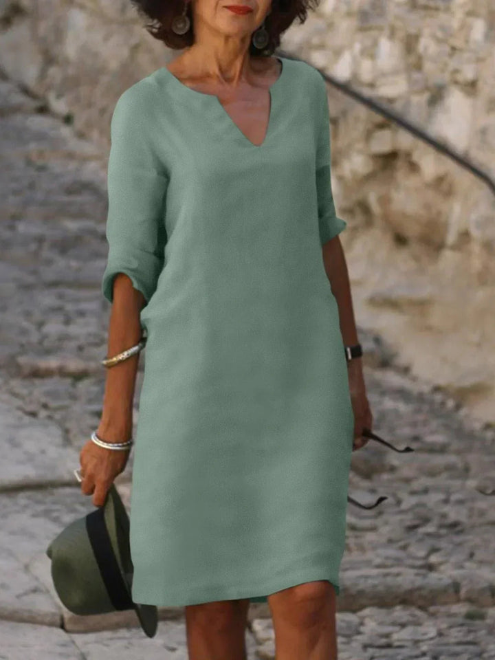 Elegantes Damenkleid mit V-Ausschnitt für besondere Anlässe und Alltag 3