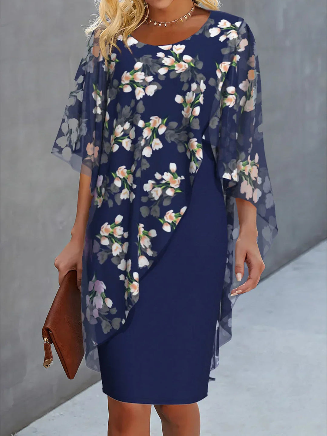 Elegantes Maxi-Blumenkleid für Damen mit Umhang für Sommerfeiern 0