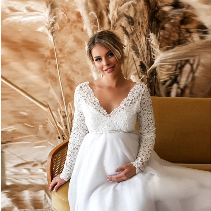 Elegantes Maxi-Umstandskleid mit Spitze für besondere Anlässe 2