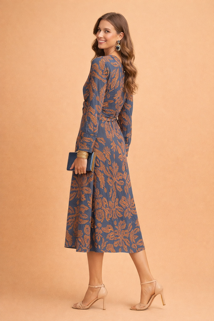 Elegantes Midikleid mit Twist-Front für besondere Anlässe 4