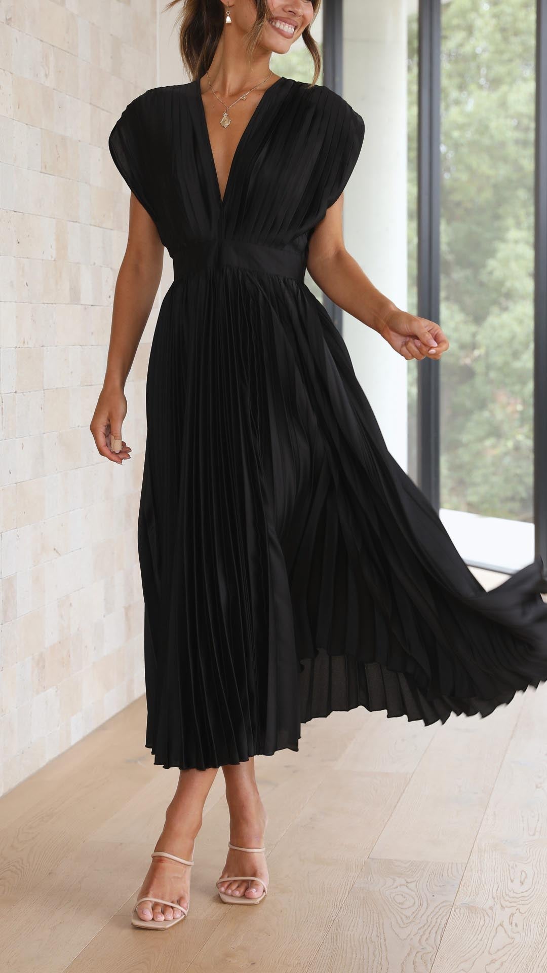 Elegantes Plissee Maxikleid Sommer für Frauen – Lange Kleider für Feste und besondere Anlässe 9