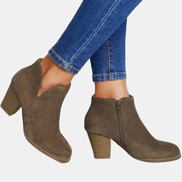 Emilia | Damen Wildleder Blockabsatz Ankle Boots mit Reißverschluss 2