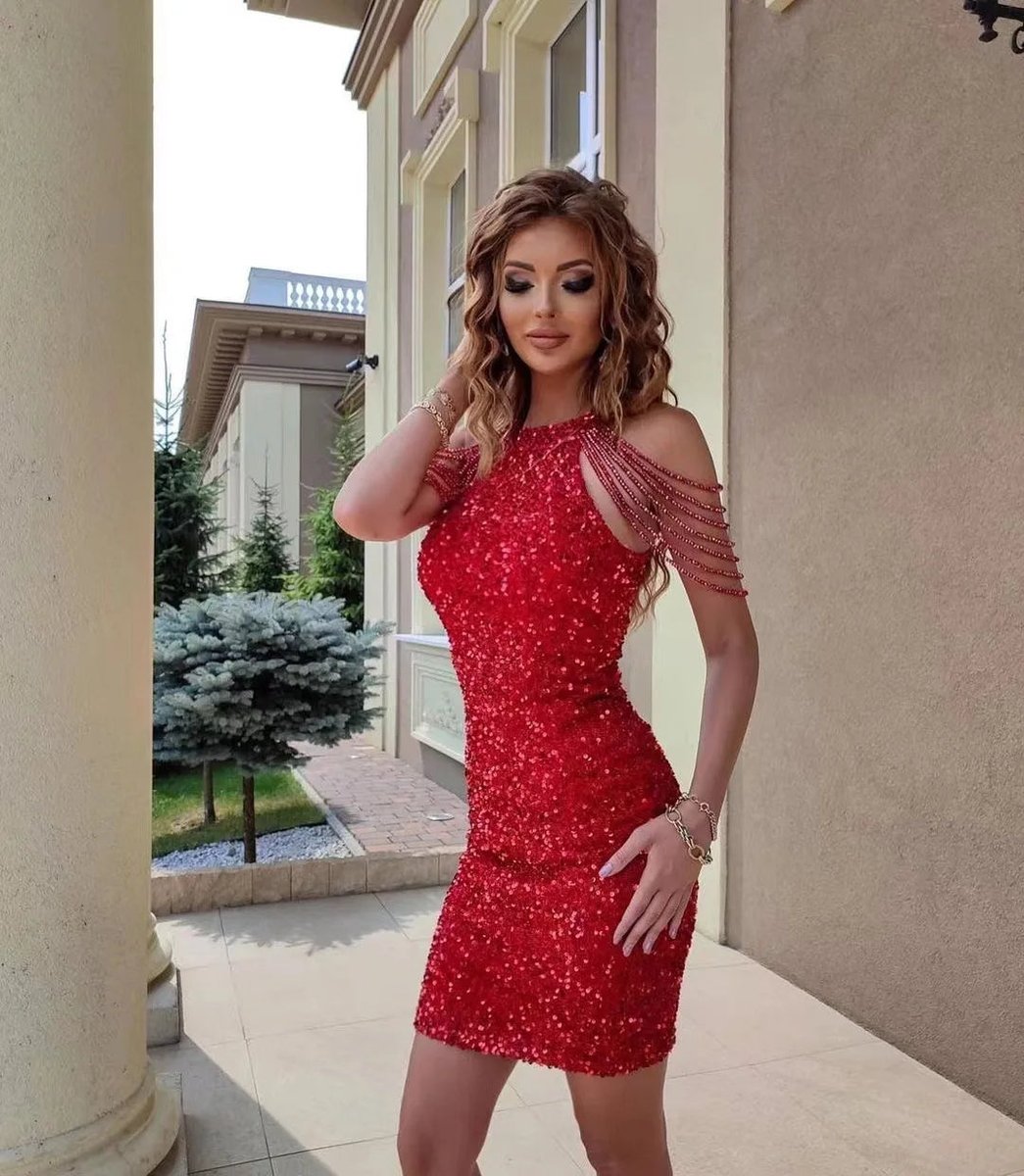 Hannah | Ärmelloses Pailletten Partykleid mit Schulterkettendetail 11