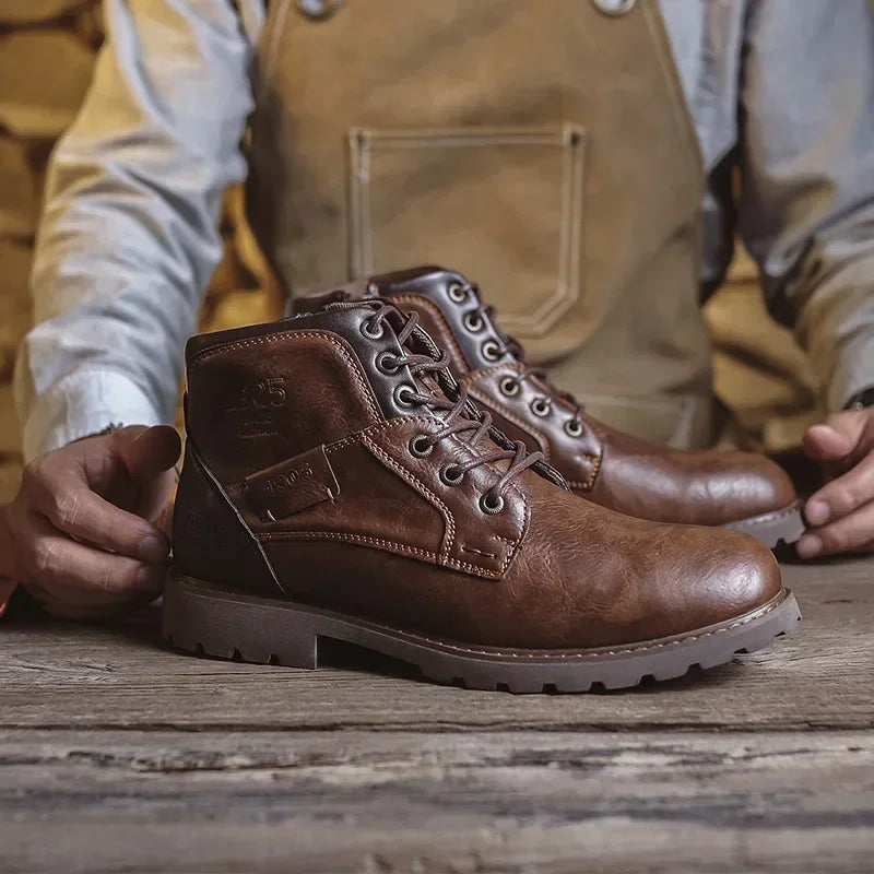 Herrenstiefel Schwarz Mit Orthopädischem Arch Support – Robuste Freizeitstiefel Für Komfort Und Stil 1