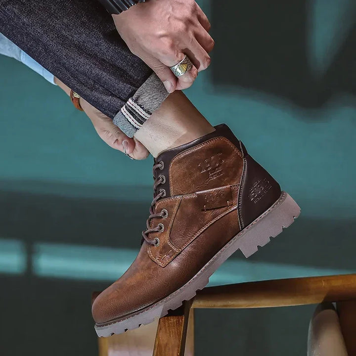 Herrenstiefel Schwarz Mit Orthopädischem Arch Support – Robuste Freizeitstiefel Für Komfort Und Stil 2