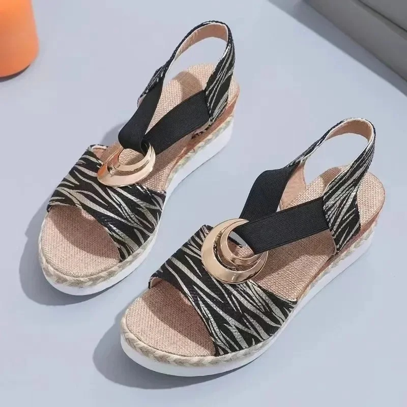 Lässige Slip-On-Sandalen für Damen – Trendige Espadrilles mit strukturierten Riemen 7