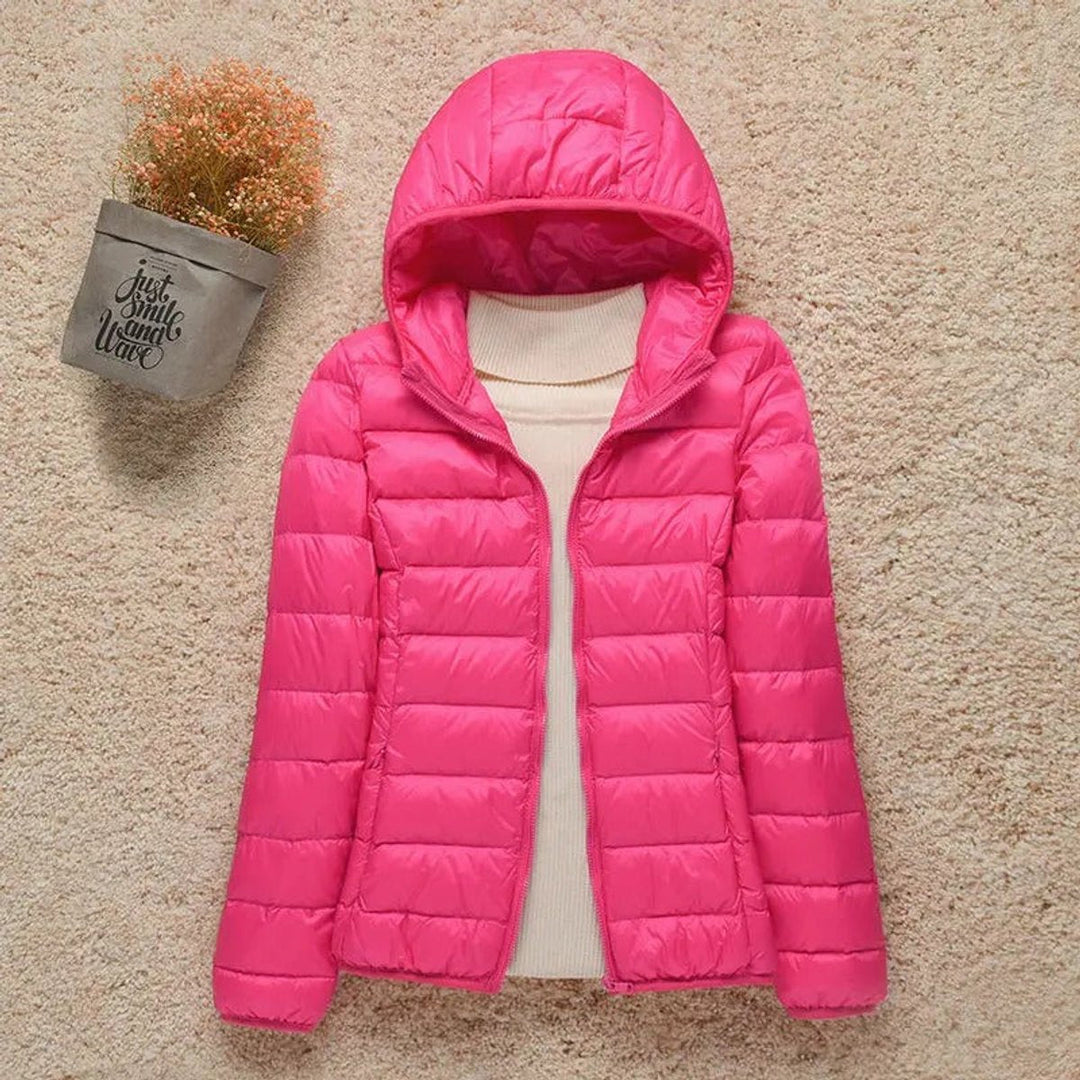 Leichte Damen Steppjacke mit Kapuze – Packbar und Wärmend für Herbst und Winter 5