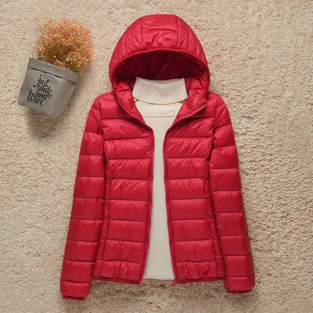 Leichte Damen Steppjacke mit Kapuze – Packbar und Wärmend für Herbst und Winter 6
