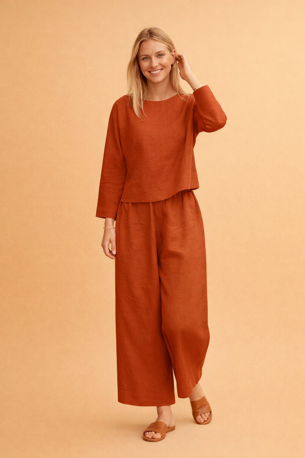 Luftiges Set aus Bluse und Hose für Damen – Elegante Sommermode 1
