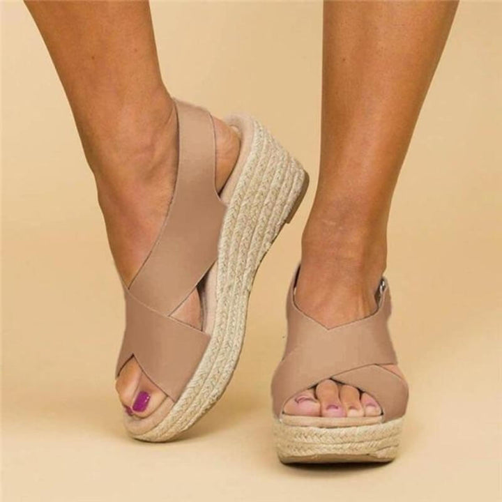 Modische Keilsandalen mit Kreuzriemen für den Sommer – Eleganz und Komfort vereint 5