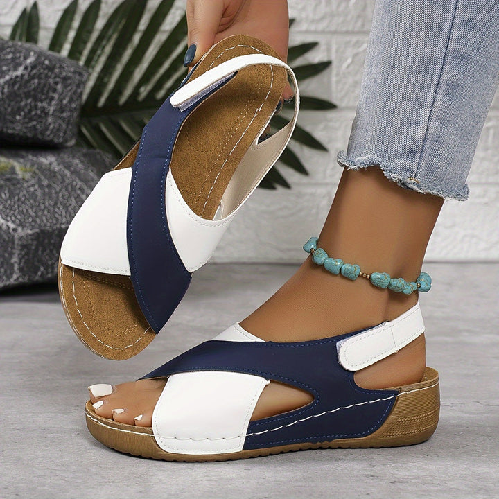 Modische zweifarbige Sandalen für Damen – ideal für den Sommer 3
