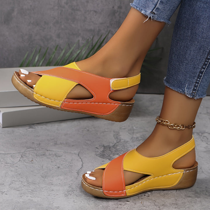 Modische zweifarbige Sandalen für Damen – ideal für den Sommer 9