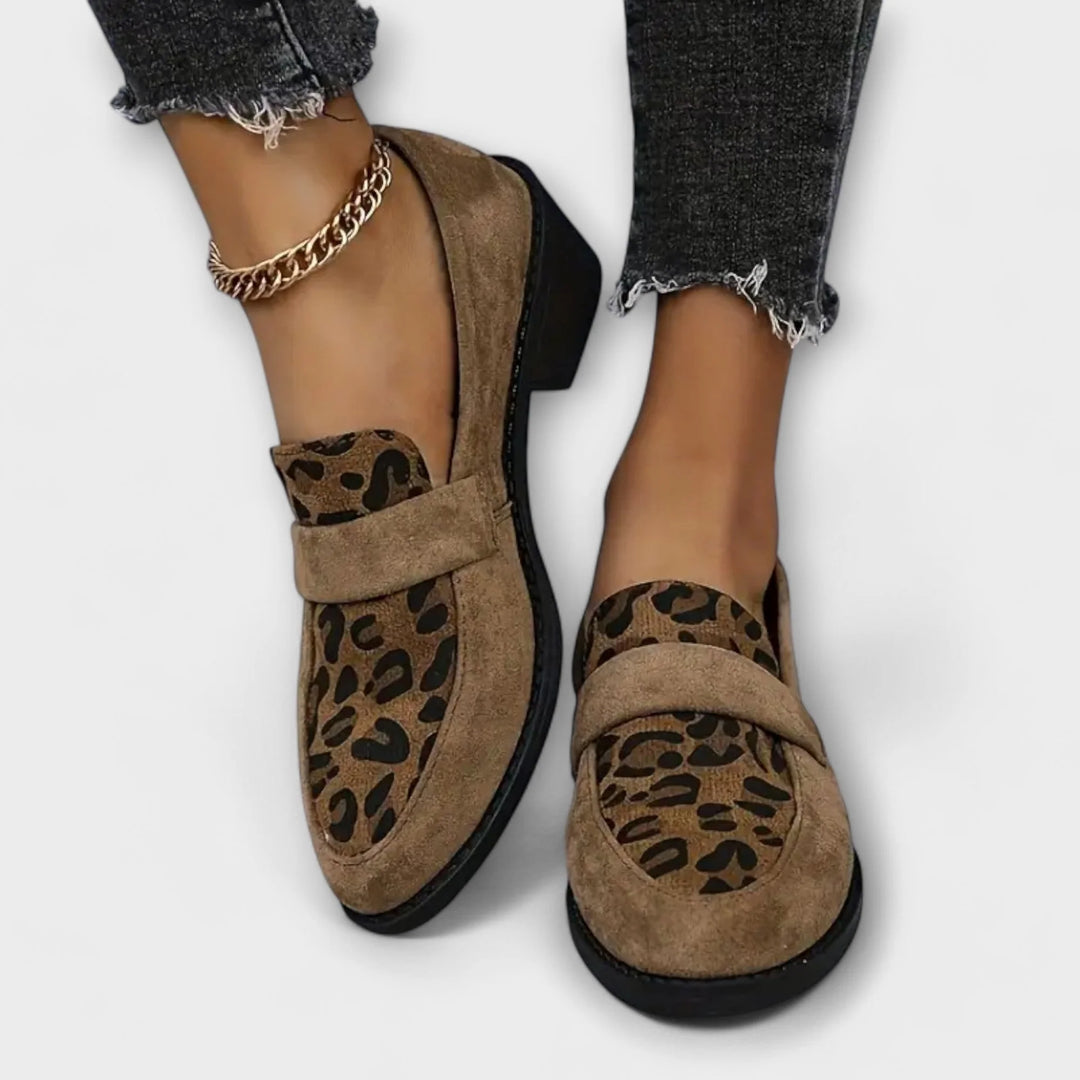 Orthopädische Damen Schuhe mit Leopardenmuster und Arch Support für Komfort und Stil 1