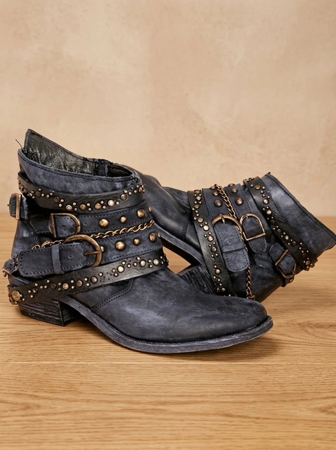 Orthopädische Damen Western Stiefeletten mit Arch Support und Schnallenriemen im Vintage Stil 6