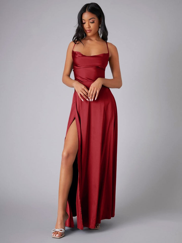 Elegantes Maxikleid mit Beinschlitz für besondere Anlässe